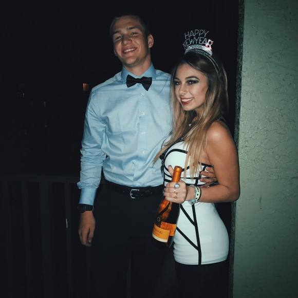 Meet your Posher, Erin - Picture 1 of 1